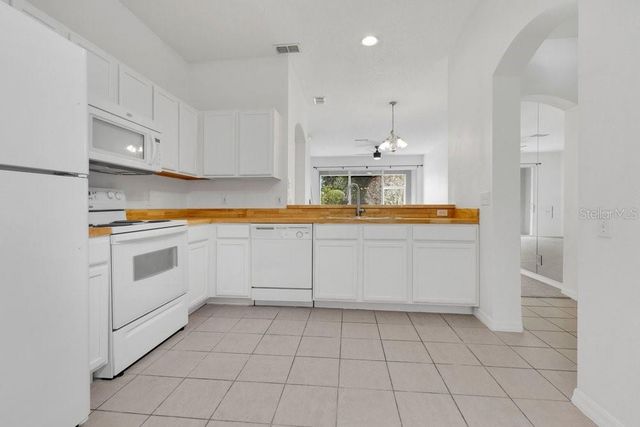 9811 FAN PALM WAY, Tampa, FL 33610