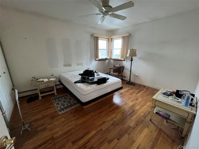 630 S Wellwood Avenue, Lindenhurst, NY 11757