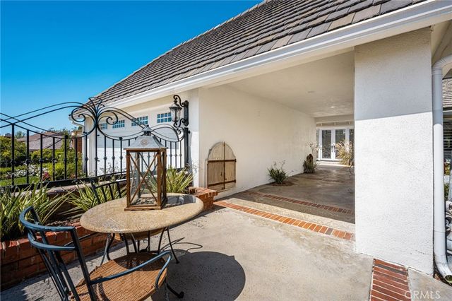 5603 E Crest De Ville, Orange, CA 92867