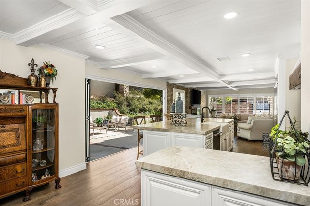 5603 E Crest De Ville, Orange, CA 92867