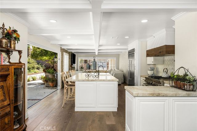 5603 E Crest De Ville, Orange, CA 92867