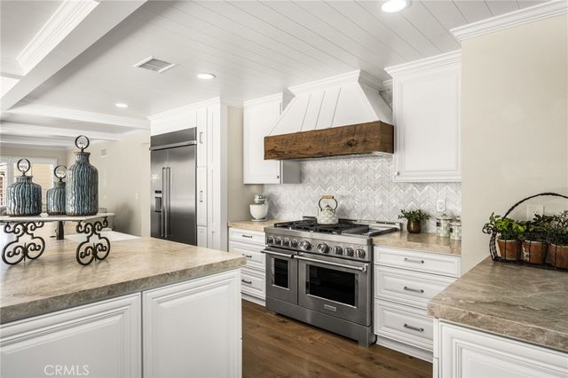 5603 E Crest De Ville, Orange, CA 92867