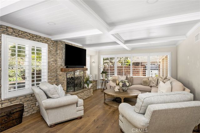5603 E Crest De Ville, Orange, CA 92867