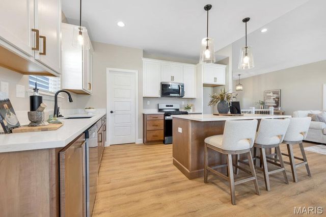 209 Woodhurst Drive, Wentzville, MO 63385