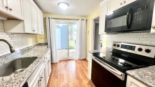 1 Cinnamon Springs 1, South Windsor, CT 06074