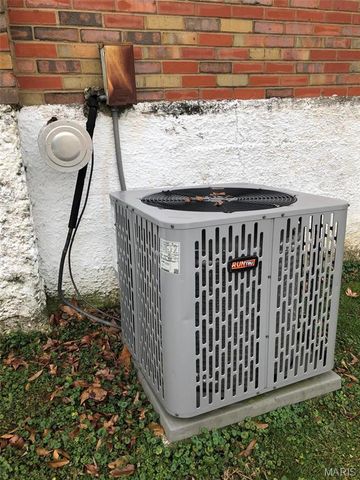 2503 Louis Avenue, Brentwood, MO 63144