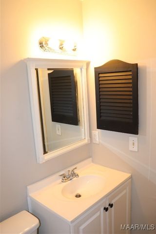 608 BLYTHEWOOD Road, Montgomery, AL 36109