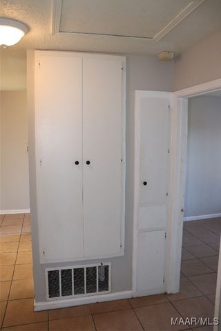 608 BLYTHEWOOD Road, Montgomery, AL 36109