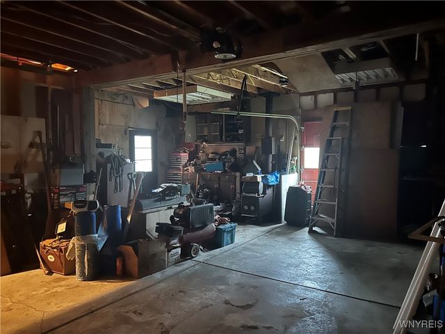 19 Schultz Road, Orchard Park, NY 14127