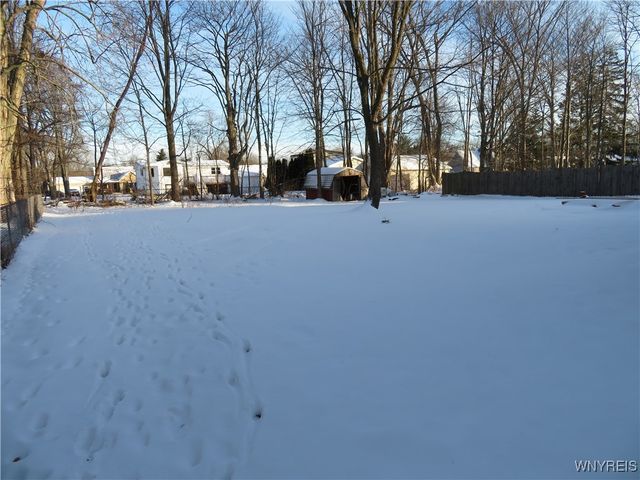 19 Schultz Road, Orchard Park, NY 14127