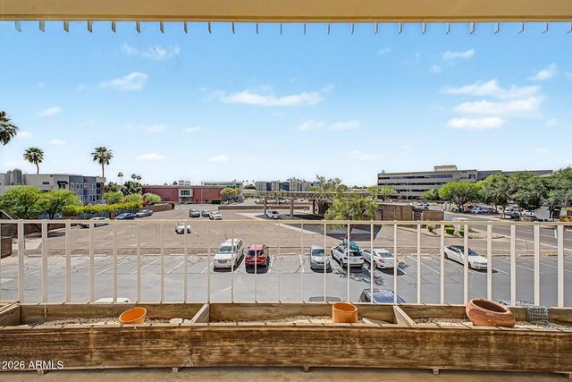 207 W CLARENDON Avenue B2, Phoenix, AZ 85013