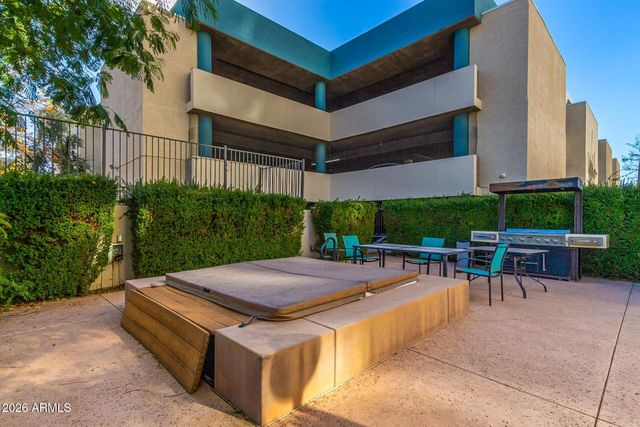 207 W CLARENDON Avenue B2, Phoenix, AZ 85013