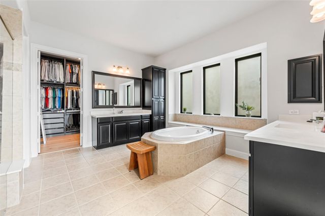 1053 Bat Hawk Court, Conroe, TX 77385