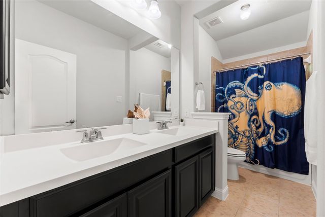 1053 Bat Hawk Court, Conroe, TX 77385