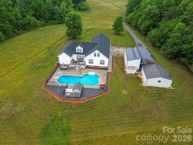 3127 Yorkshire Lane, Boonville, NC 27011