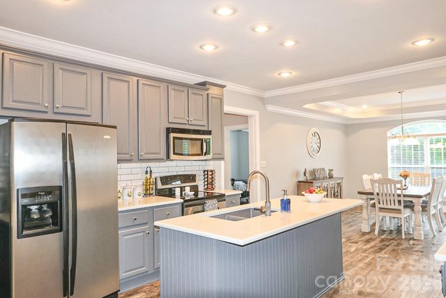 3127 Yorkshire Lane, Boonville, NC 27011