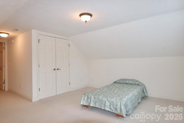 3127 Yorkshire Lane, Boonville, NC 27011