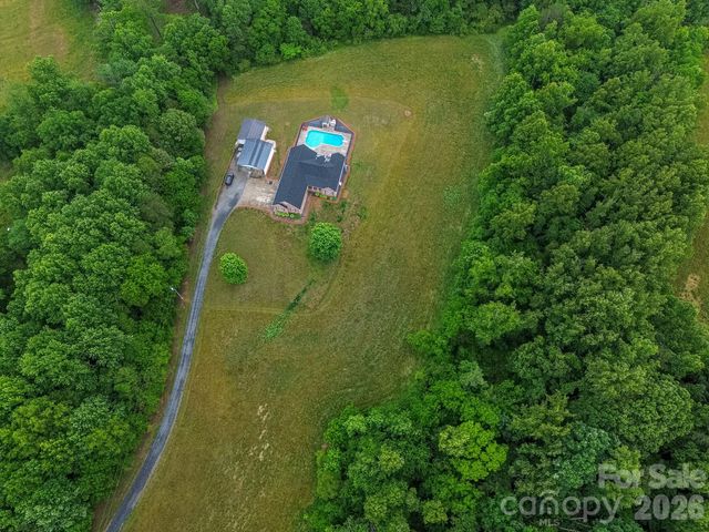 3127 Yorkshire Lane, Boonville, NC 27011
