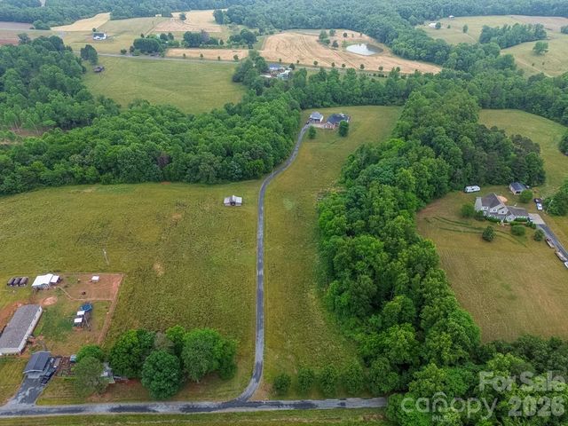 3127 Yorkshire Lane, Boonville, NC 27011