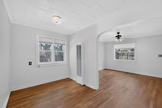 918 Hickox, Santa Fe, NM 87505