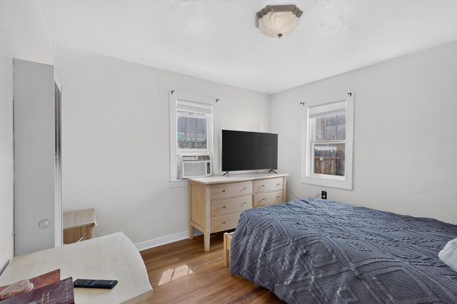 918 Hickox, Santa Fe, NM 87505
