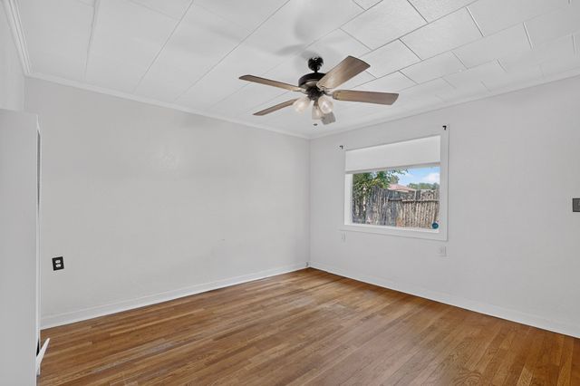918 Hickox, Santa Fe, NM 87505