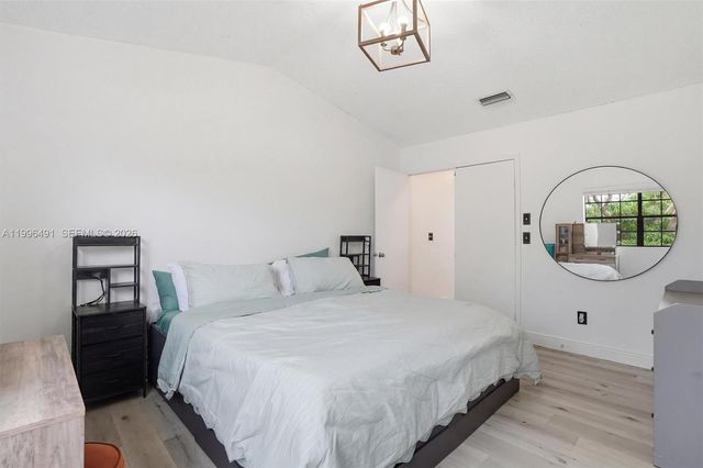11719 NW 11th Street, Pembroke Pines, FL 33026