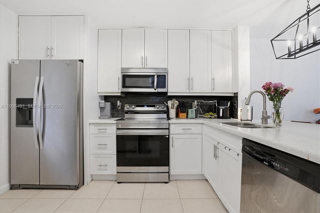 11719 NW 11th Street, Pembroke Pines, FL 33026