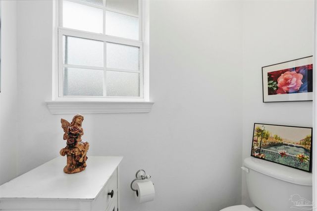 10108 Crest Ridge Dr, Pensacola, FL 32514