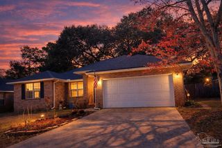 10108 Crest Ridge Dr, Pensacola, FL 32514