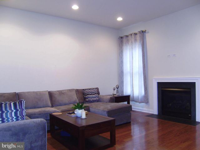 915 PACER CT, Cherry Hill, NJ 08002