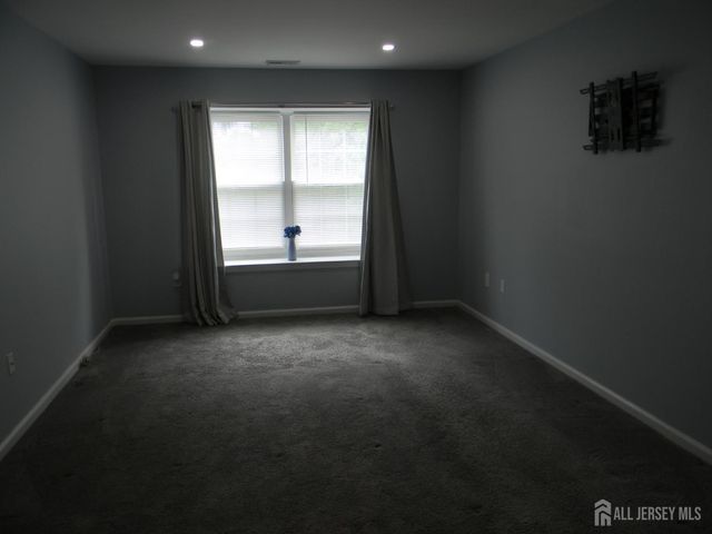 2706 Commons At Kingswood Drive, East Brunswick, NJ 08816