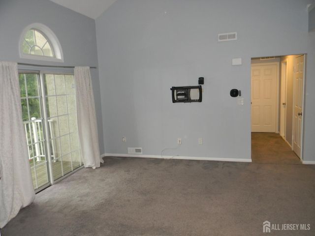 2706 Commons At Kingswood Drive, East Brunswick, NJ 08816