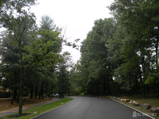 2706 Commons At Kingswood Drive, East Brunswick, NJ 08816