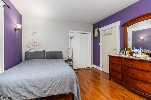 54 Bedford Ave, Teaneck Twp., NJ 07666