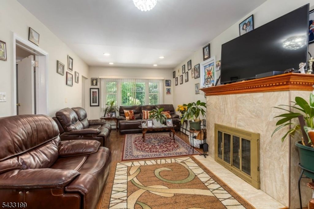54 Bedford Ave, Teaneck Twp., NJ 07666 — photo 5