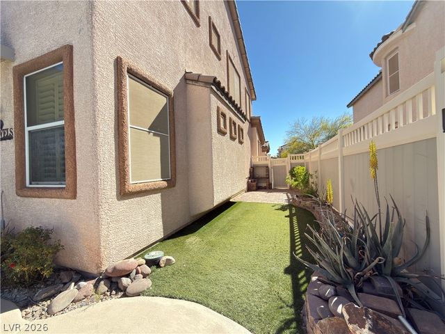 1117 Cactus Rock Street, Henderson, NV 89011