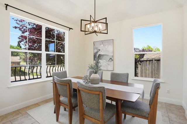 848 Morningside Dr, Folsom, CA 95630