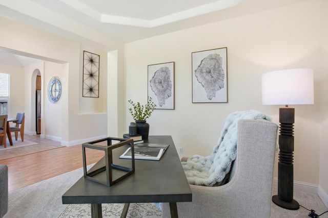 848 Morningside Dr, Folsom, CA 95630