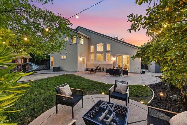 848 Morningside Dr, Folsom, CA 95630