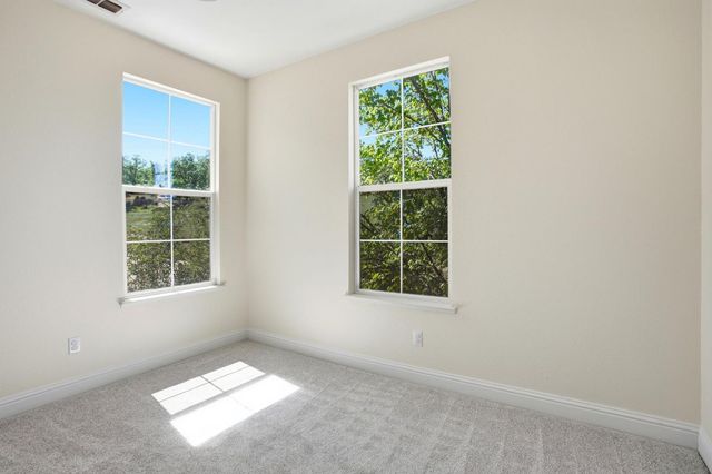 848 Morningside Dr, Folsom, CA 95630