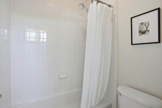 848 Morningside Dr, Folsom, CA 95630