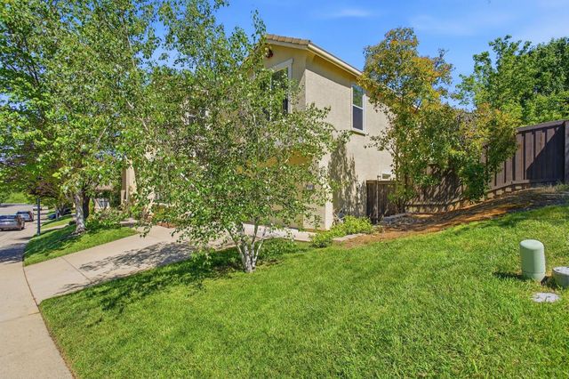 848 Morningside Dr, Folsom, CA 95630