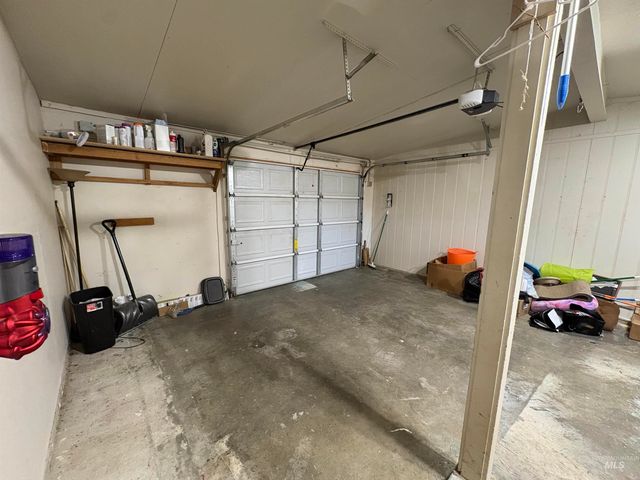 1521 N Plateau Ave, Caldwell, ID 83605