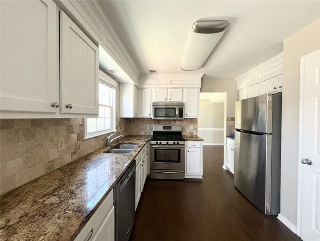 450 Mikasa Drive, Alpharetta, GA 30022