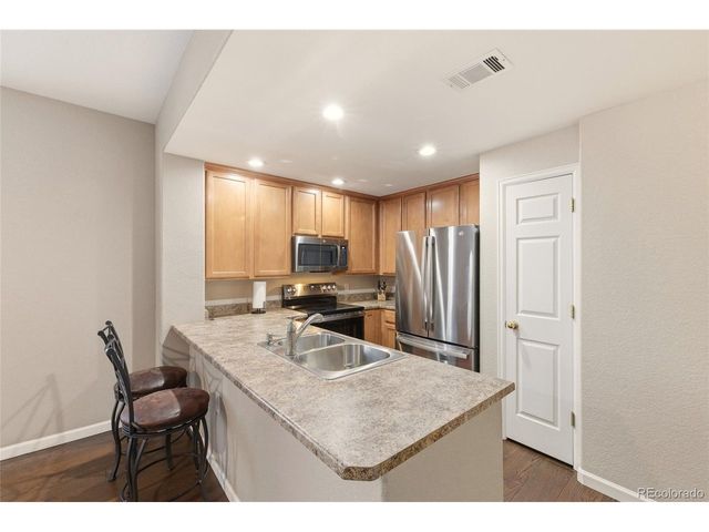 7213 S Laredo St 112, Aurora, CO 80016