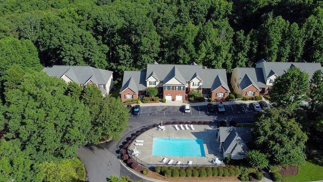 2075 Pine Tree Drive B2, Buford, GA 30518