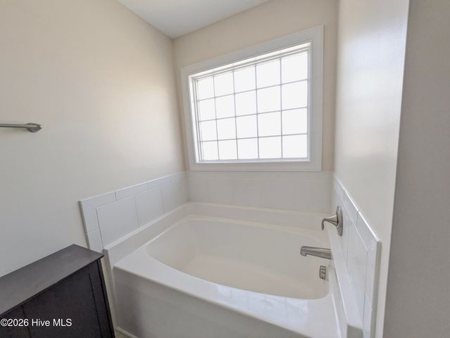 307 Lonesome Dove Court, Maysville, NC 28555