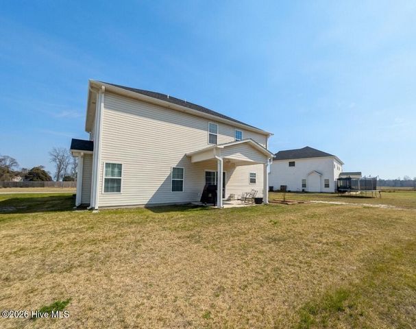 307 Lonesome Dove Court, Maysville, NC 28555