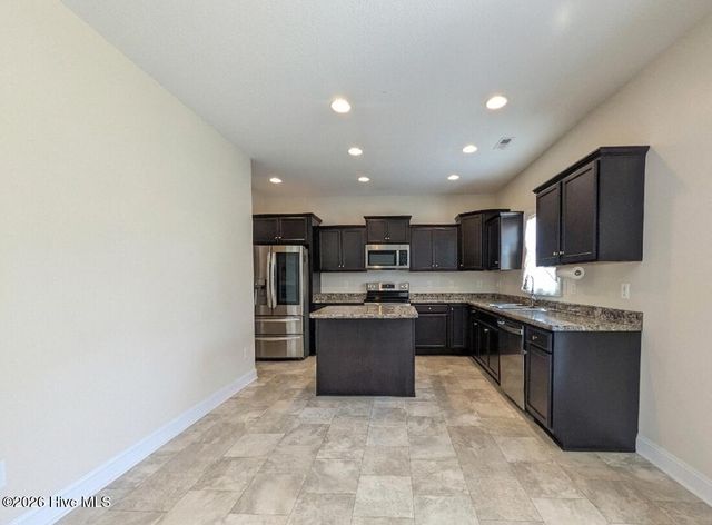 307 Lonesome Dove Court, Maysville, NC 28555